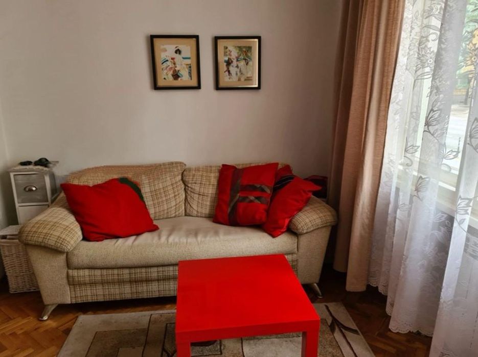 Дава се под наем Двустаен апартамент в София, Център - 50 кв.м за 600 € - Снимка #1