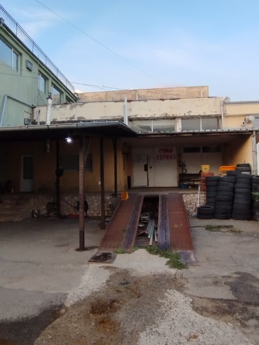 Продава се Промишлена сграда в Кюстендил, Никола Въжаров - 670 кв.м за 228 €/кв.м - Снимка #1