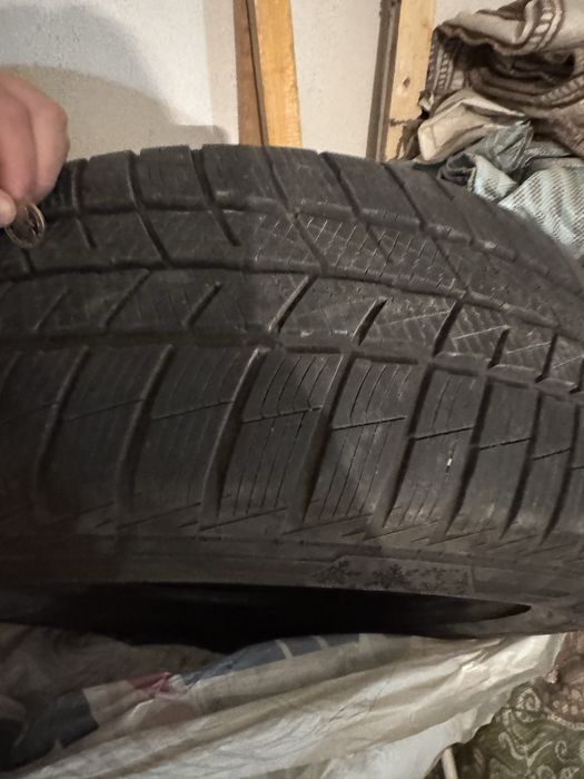 Гуми зимни Barum Polaris джип 255/55 r18 v xl