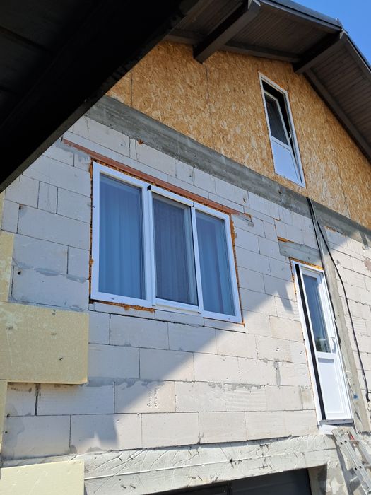 Rulouri exterioare – ca să nu te mai trezească găinile vecinului geam