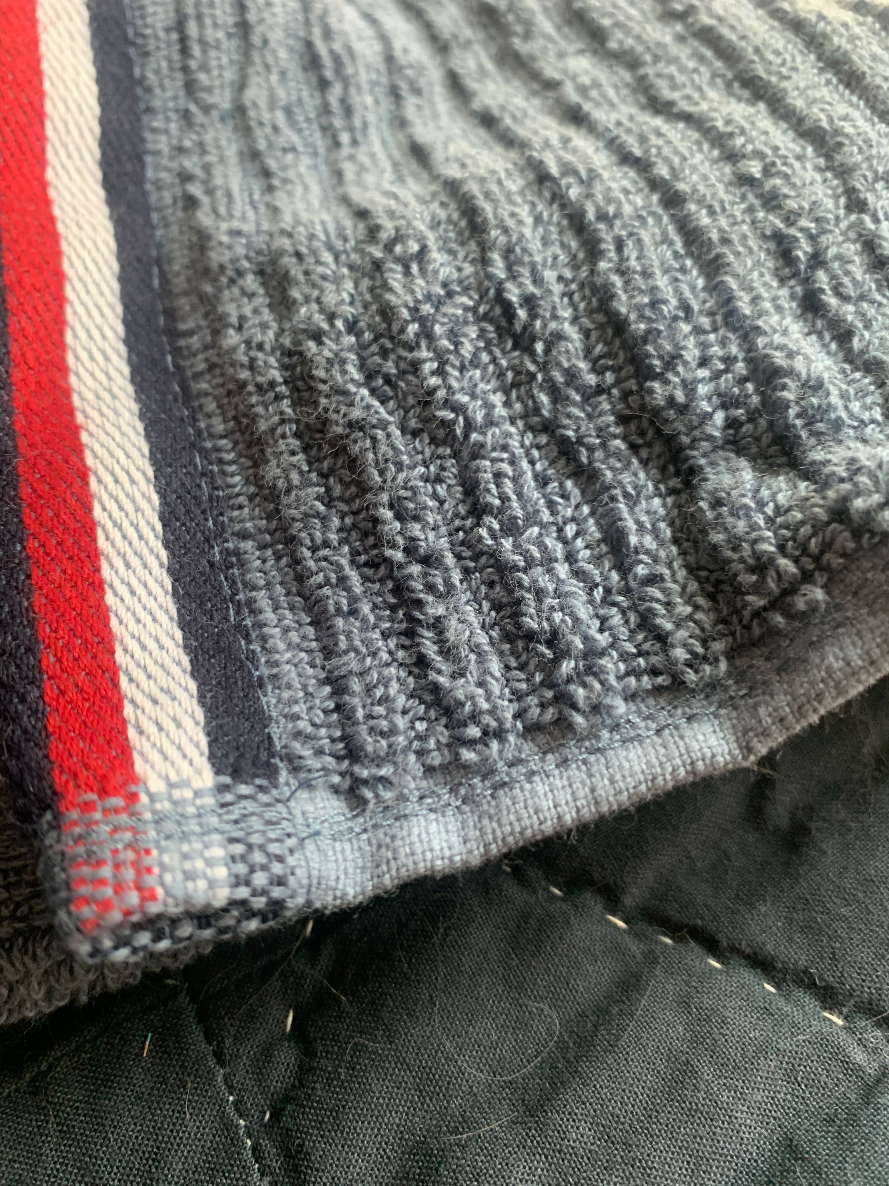 Tommy Hilfiger •