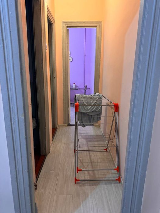 Продается 2х ком Бобура Высокопотолочка