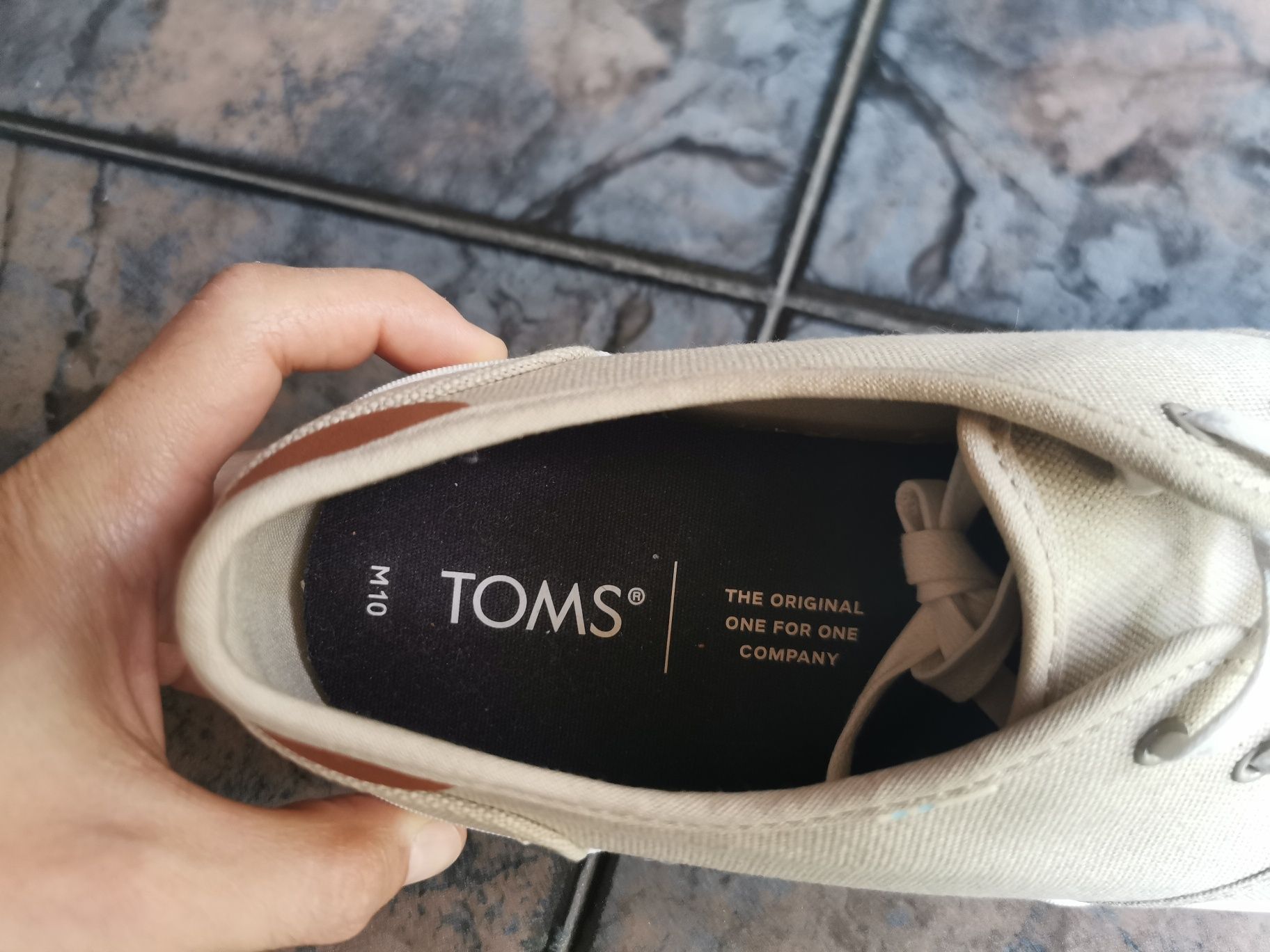 Кецове Toms Carlo