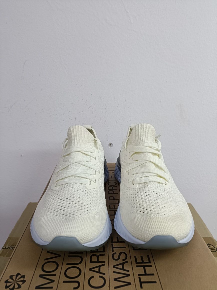 Nike Epic React Flyknit 2 номер 36.5
