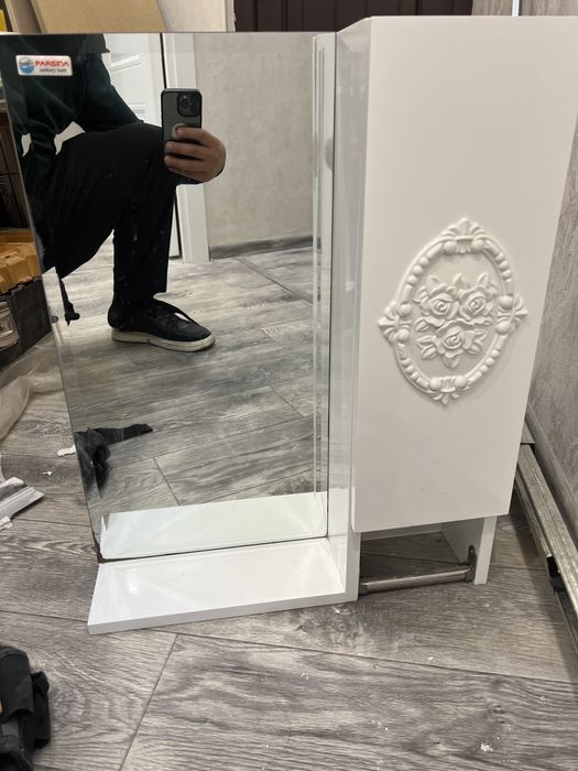 Продам зеркало в ванную