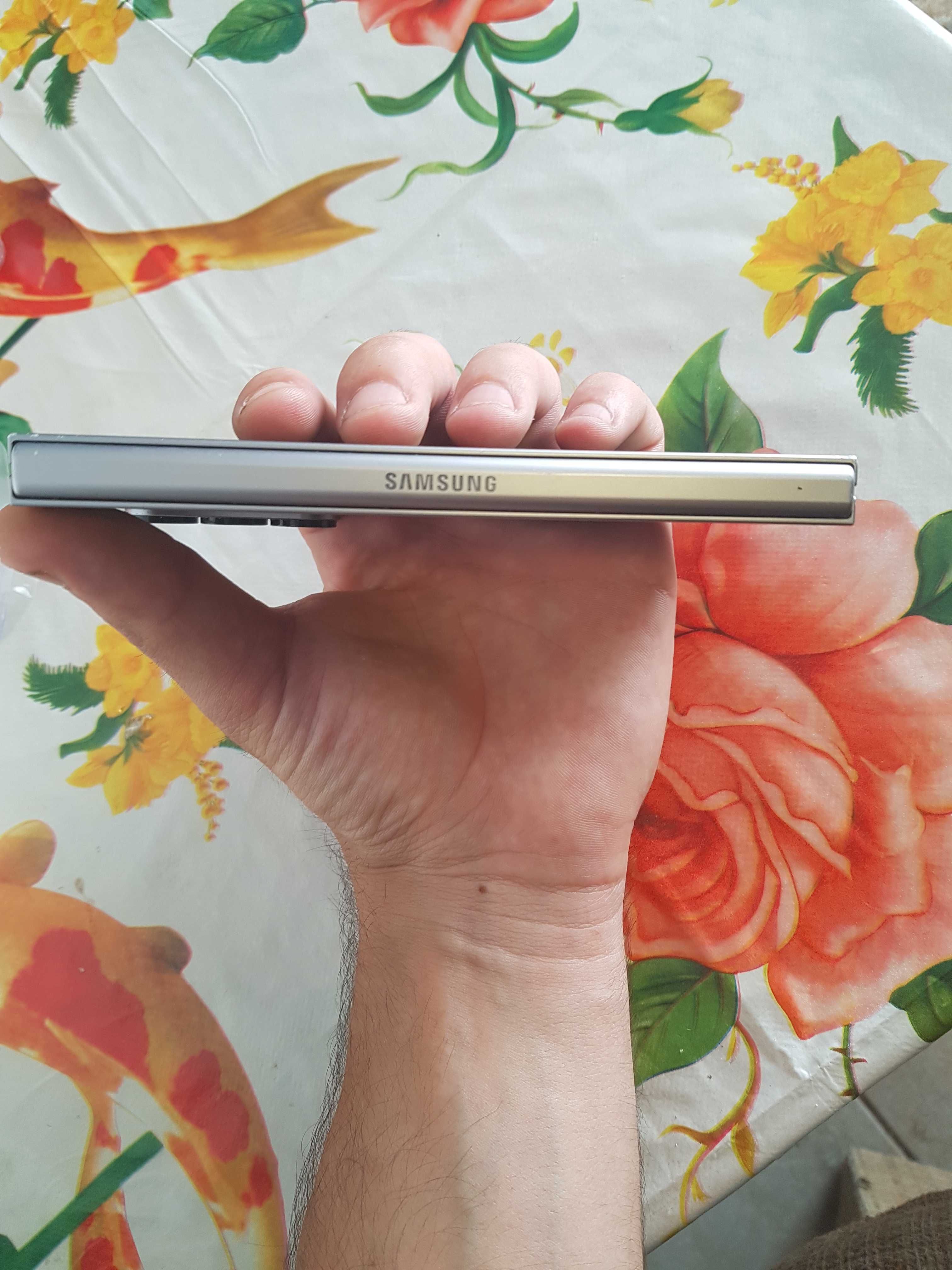 Samsung Galaxy Z fold 6
