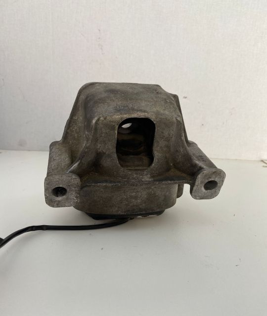 Tampon motor stanga 8r0199381 Audi A5 8T (facelift)