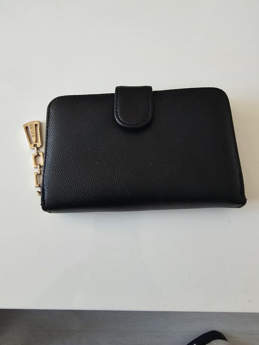 Продавам портмоне