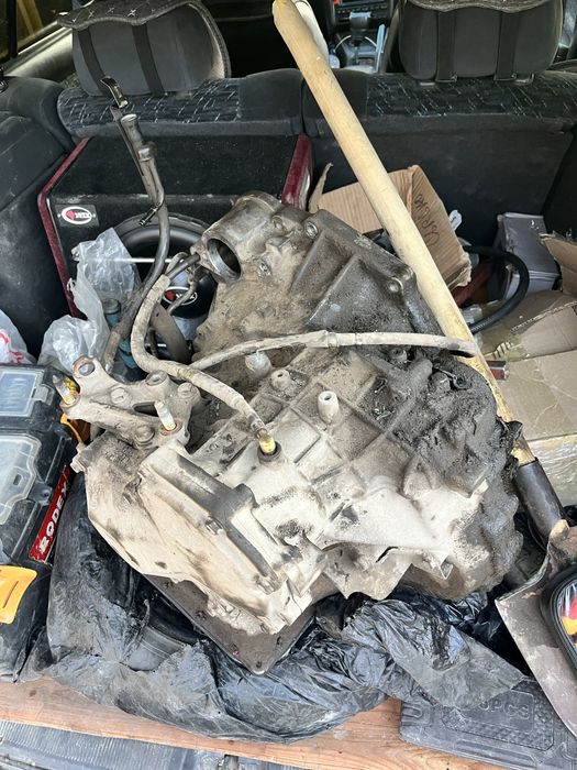 Продам коробку не рабочая