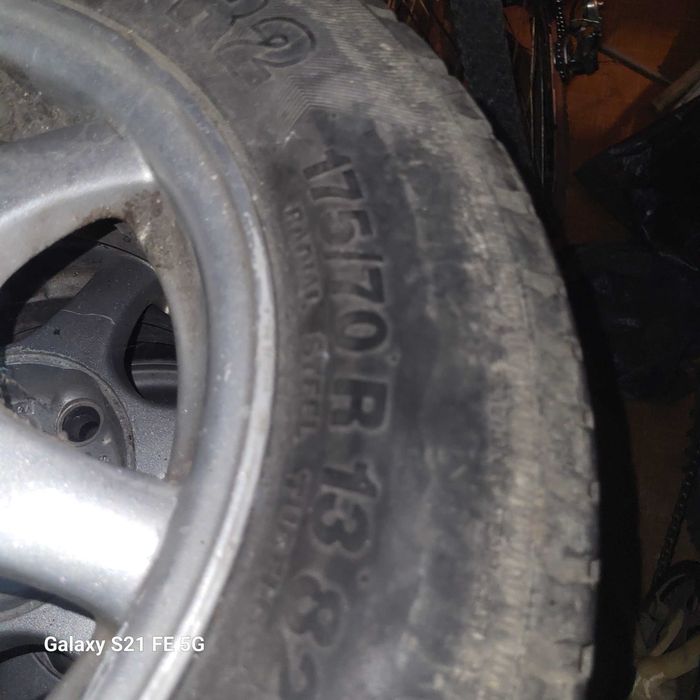 Джанти от Рено Меган Гумите са 2021 година