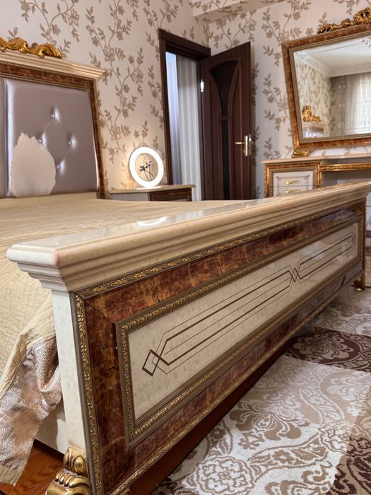 Мебель ( спальня, зал). Шикарная мебель (производство Китай)