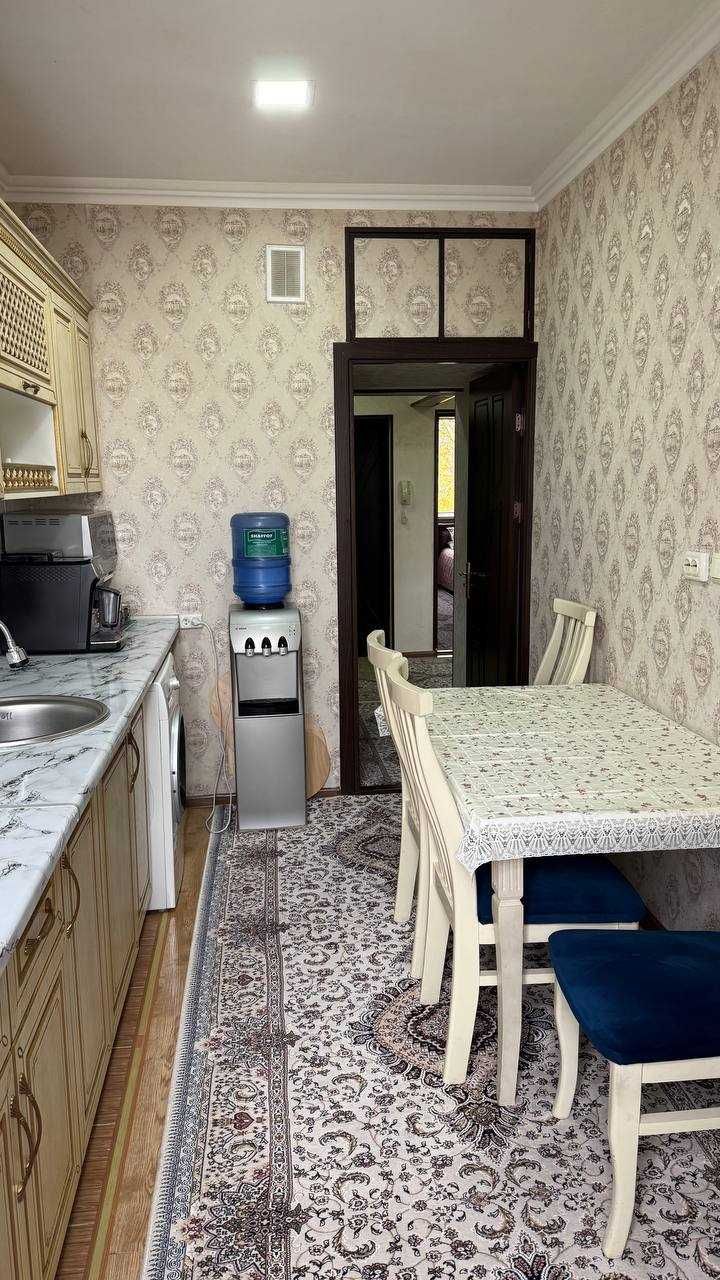 Продается квартира 3/4/9 Юнусабад-2 Универсам