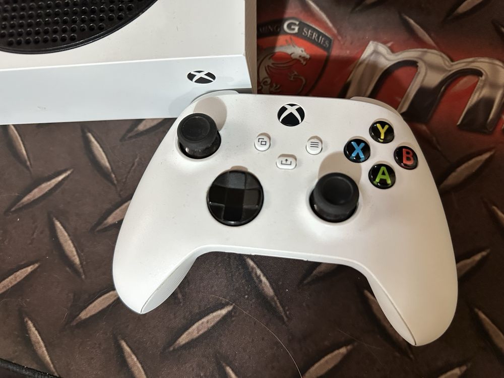 Xbox series S приставка в идеальном