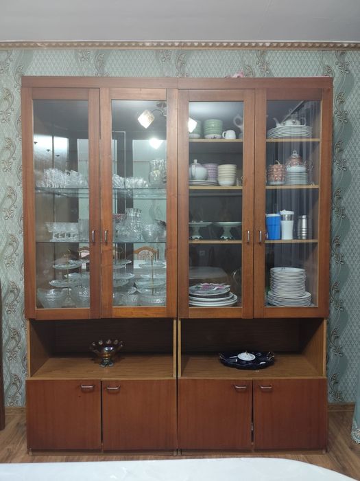 Продам гарнитур бу