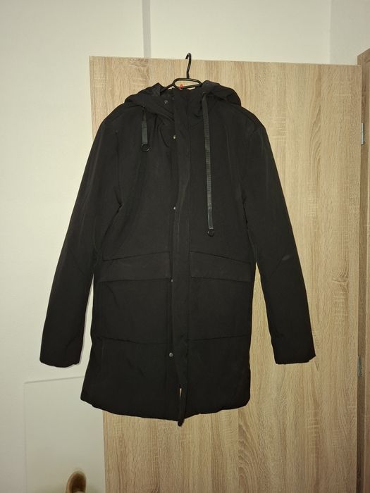 Мъжко зимно яке .