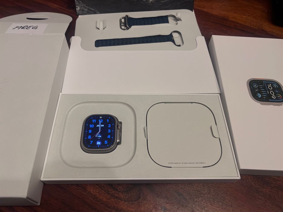 Apple Watch Ultra 2 Titanium blue ocean