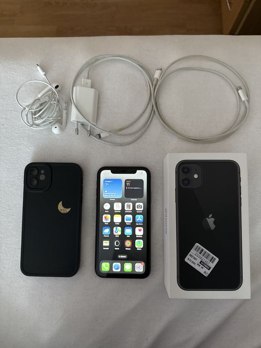 iPhone 11 Black 128GB + incarcator + casti + husă