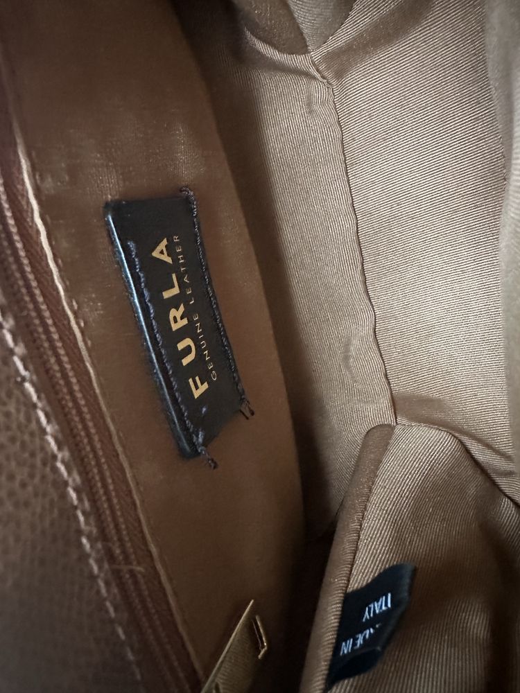 Дамска чанта Furla 1927 в кафяв цвят