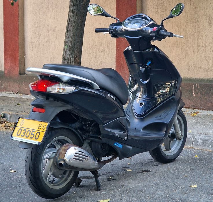 Piaggio FLY 2012 * 504T4V * 12900 KM * 49 CC * INM RO *