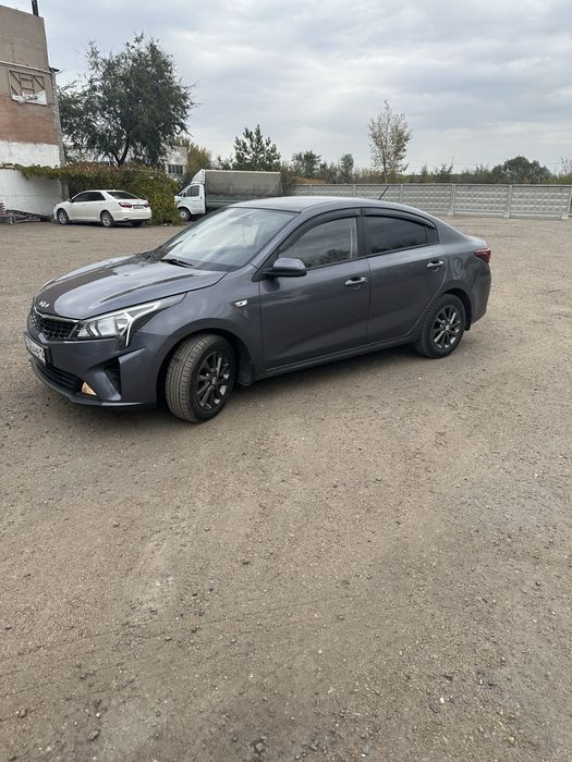 Продам машину киа