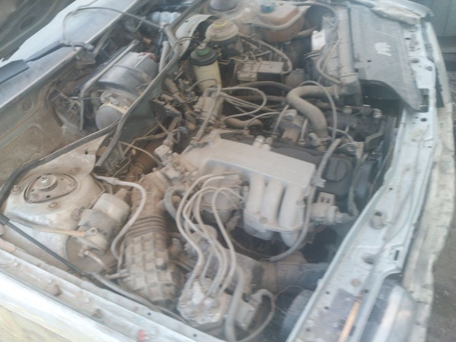 Audi 100 c3 Restating