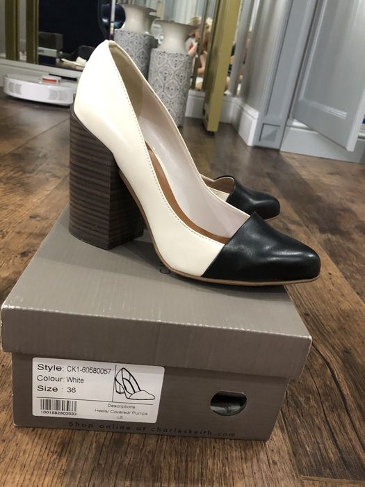 Женская обувь туфли