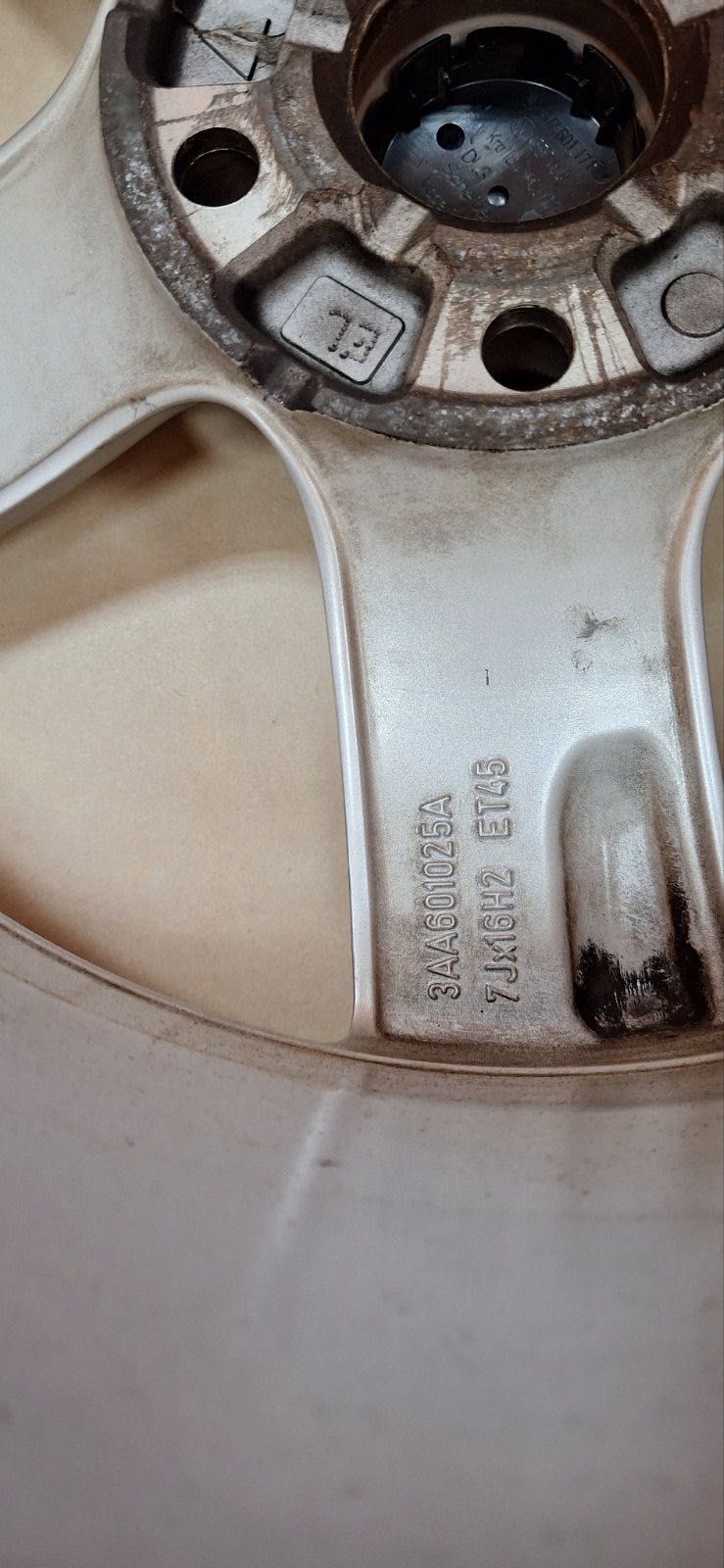 Гуми с джанти VW - 16”