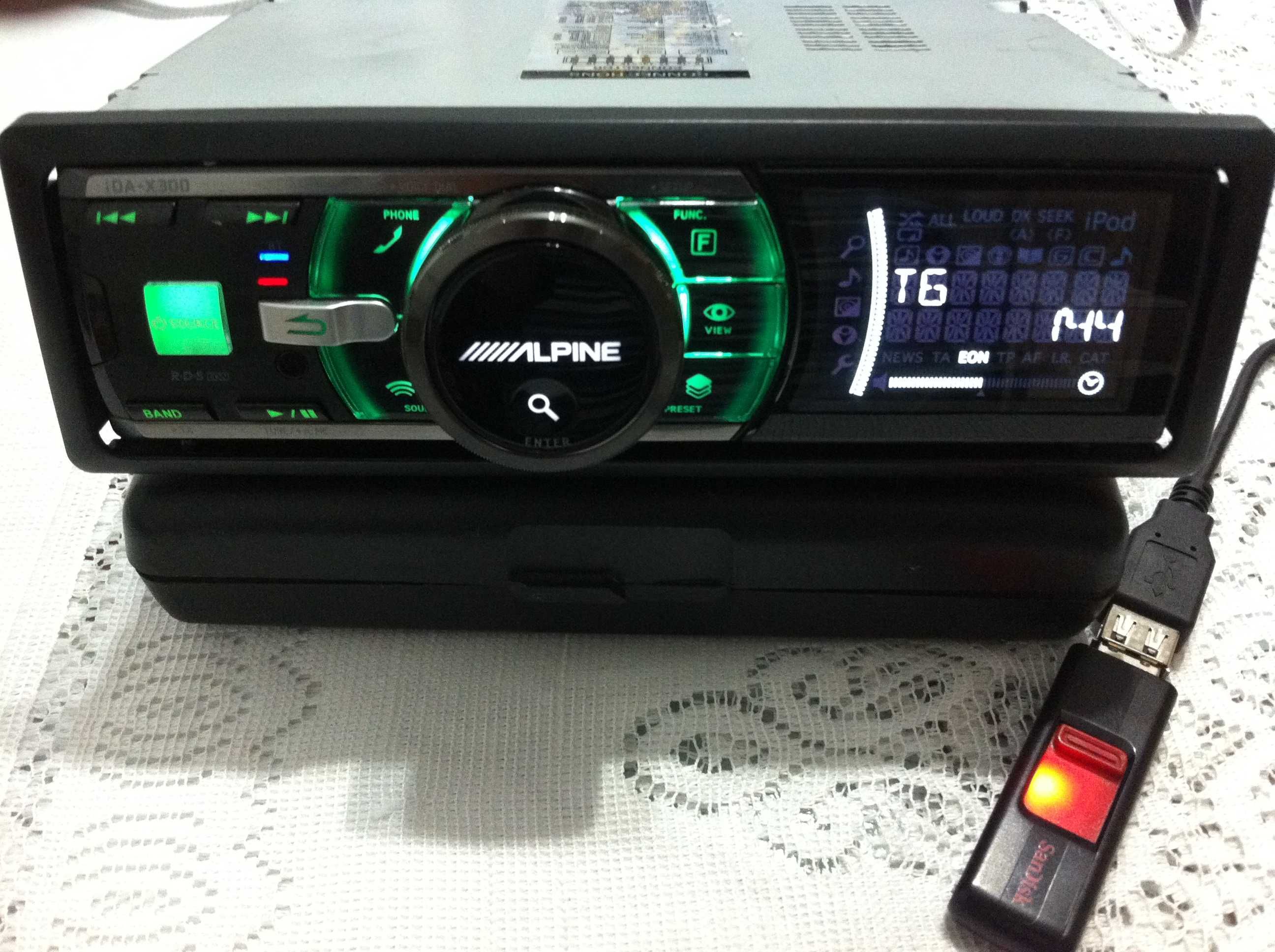 Alpine iDA-X305 iDA-X200 iDA-X300 IDA-X001 iPod USB (statie player
