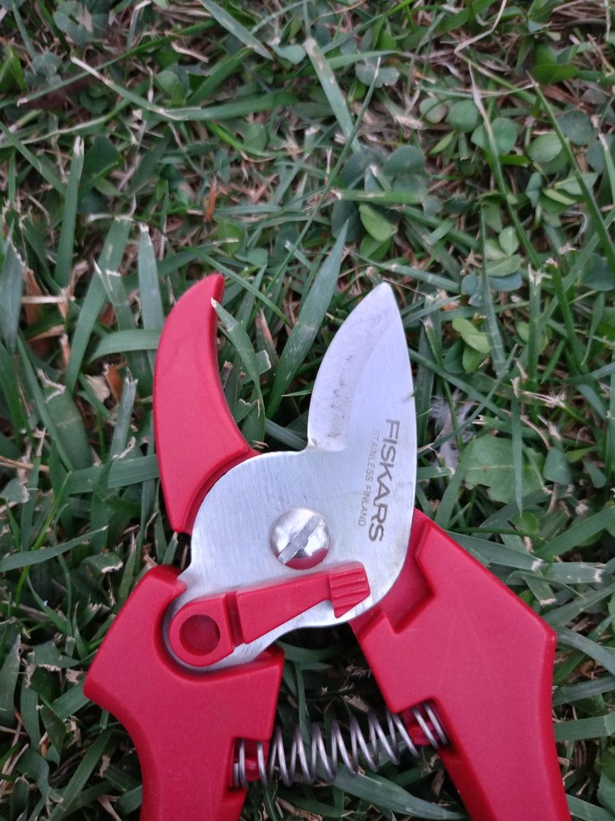 Fiskars Finland градински инструменти