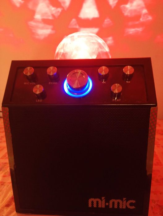 Неупотребявана MI-MIC Караоке колона диско-куб с микрофон и Bluetooth
