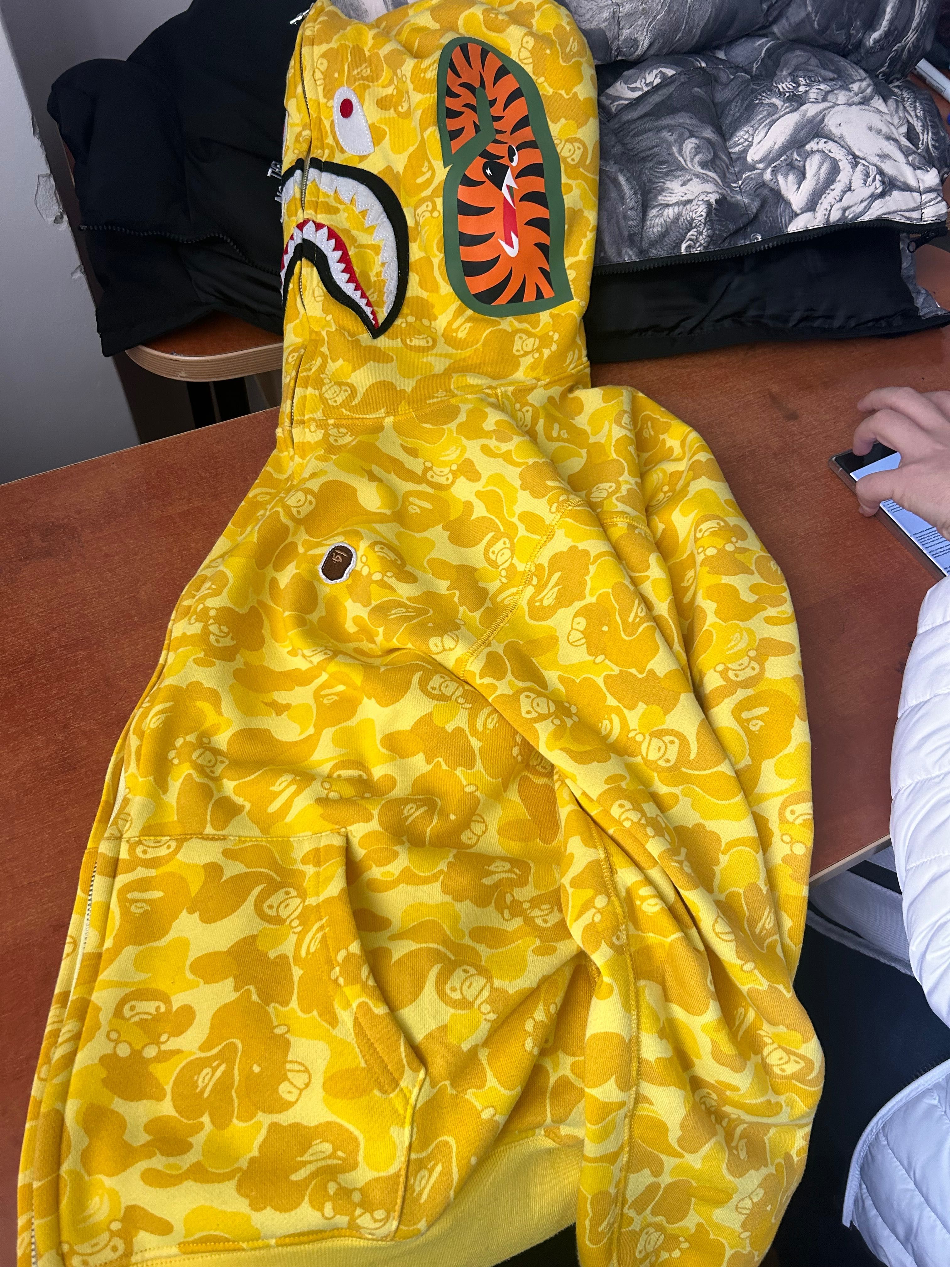 Vand Hanorac Bape Yellow