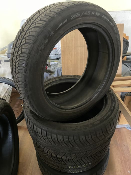 255/45R19 Michelin dot 2224 6.5мм