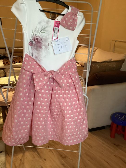 НОВА с етикет Рокля 146 официална ,с къс ръкав