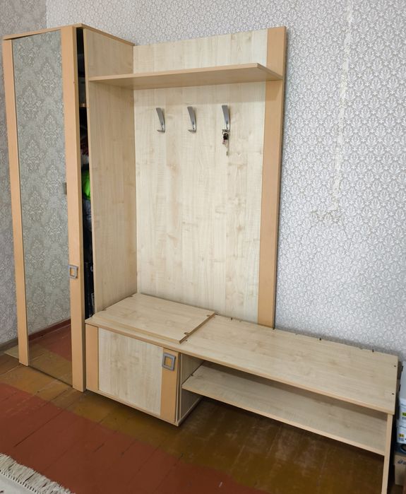 Продам прихожую в хорошем состоянии