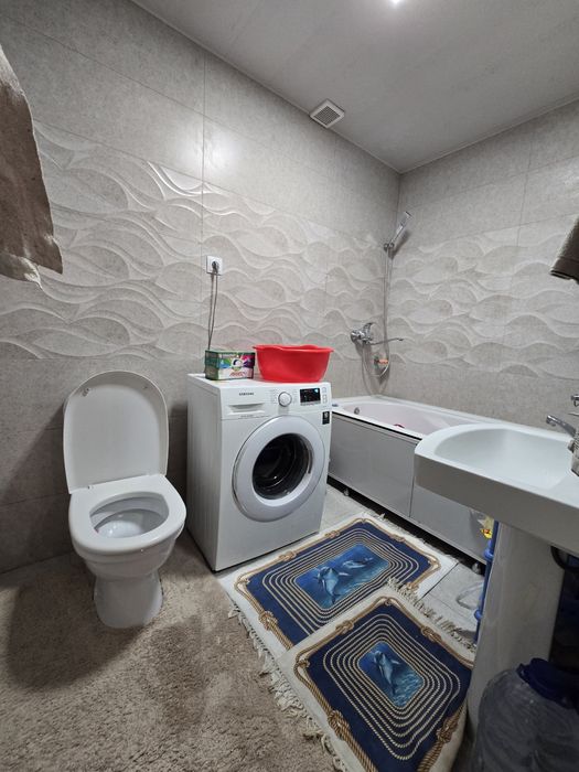 Сергели Лайле Махалла коттедж 4 сотих 6 та хона евро ремонт бартер бор