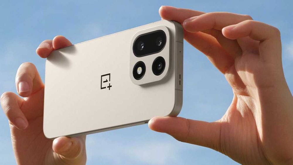 OnePlus 15 Dual sim 5G 7300mAh батерия с 2 години гаранция