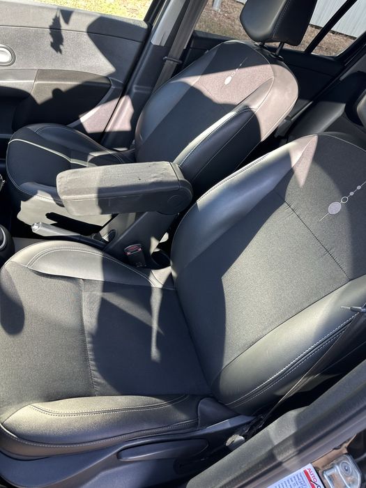 Renault clio 3 facelift 1.5 dci 90 CP euro 5 2012