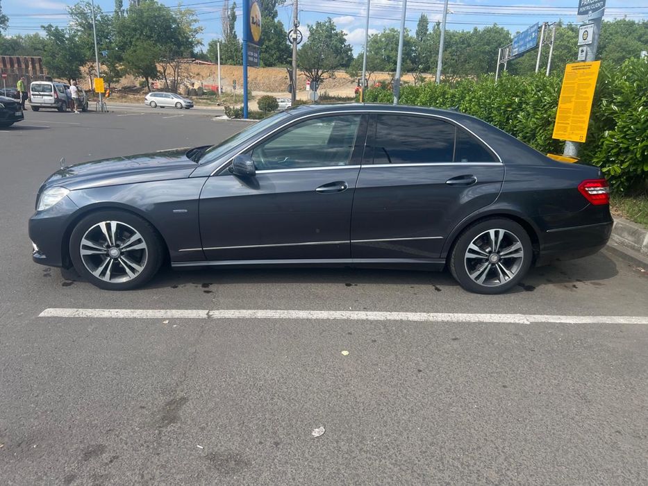 Mercedes Benz E220 Avantgarde