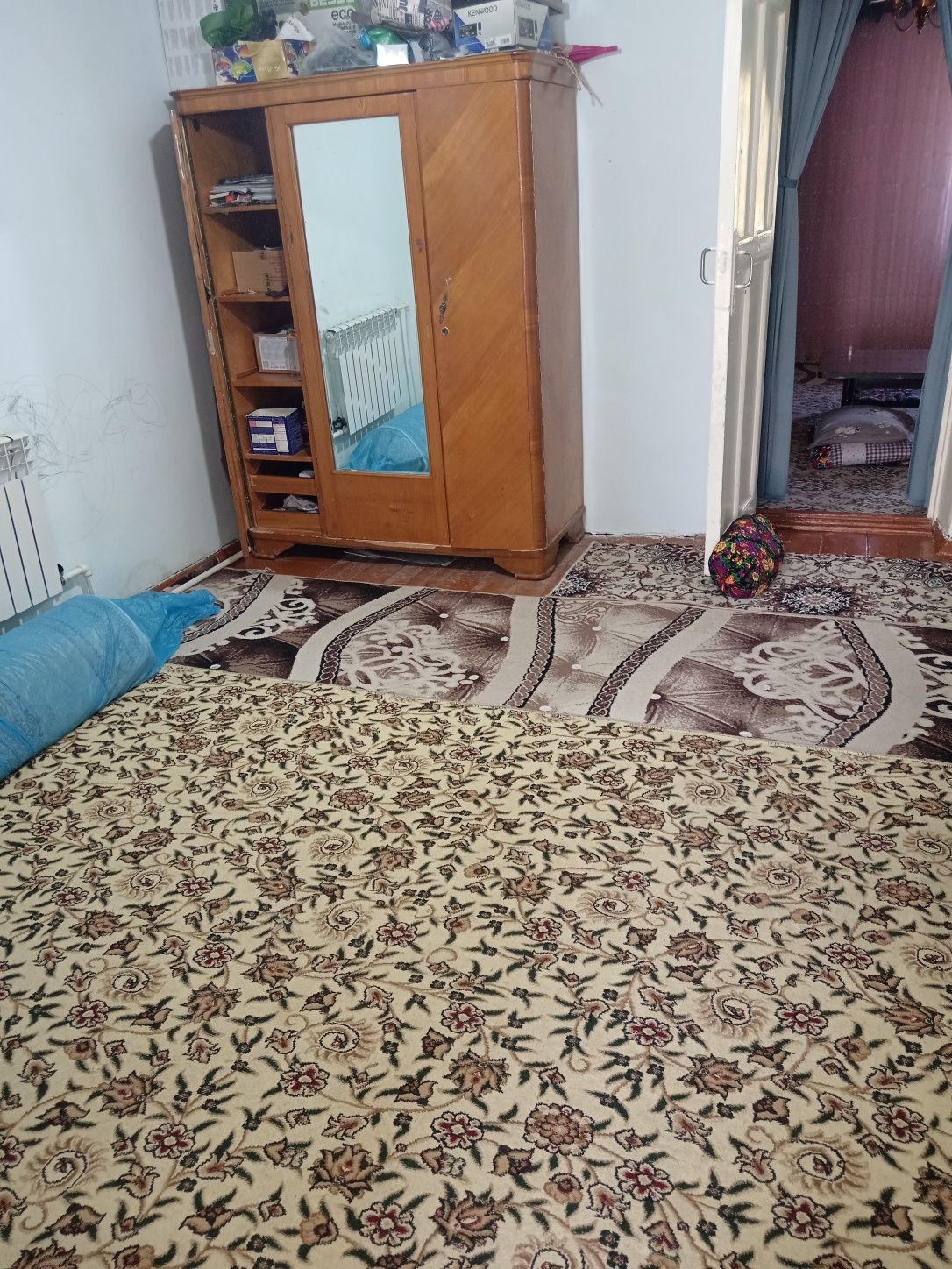 Ваенный городокда уй сотилади