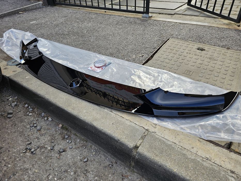 M performance преден лип спойлер BMW F10 F11  М техник M-tech лайсна