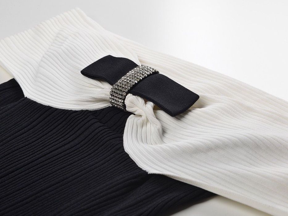 Коктейлна рокля Ava Black Bow Mini