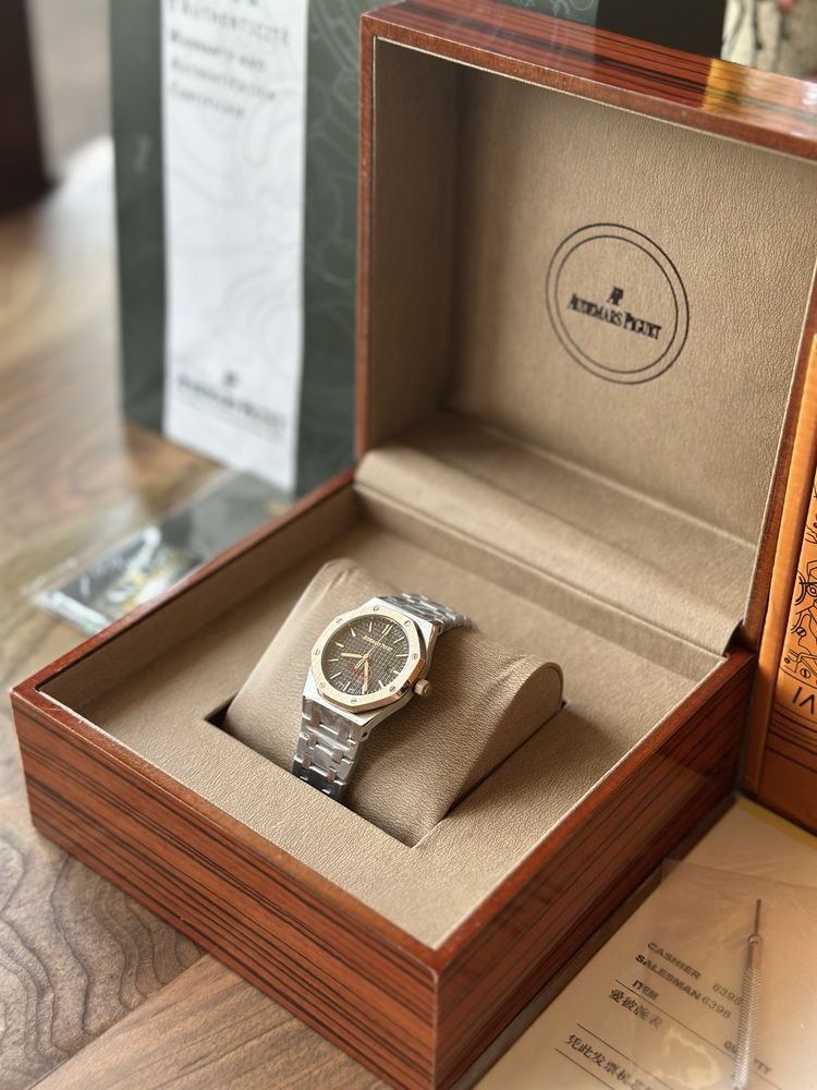 Audemars Piguet 33 mm  - дамски часовник