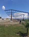 Vand si construiesc o gama larga de hale sau structuri metalice noi ne