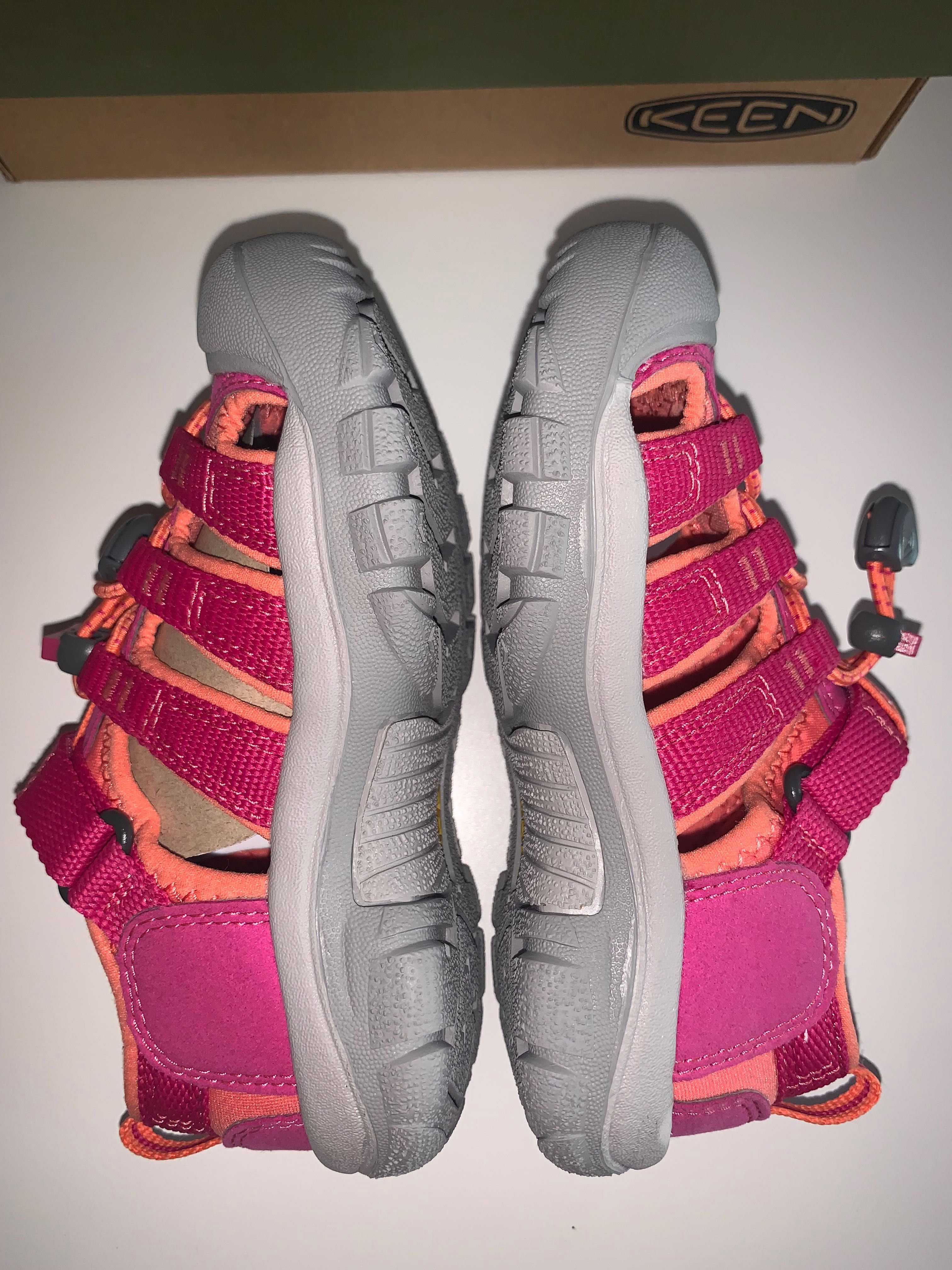НОВИ сандали Keen Newport H2 1014251