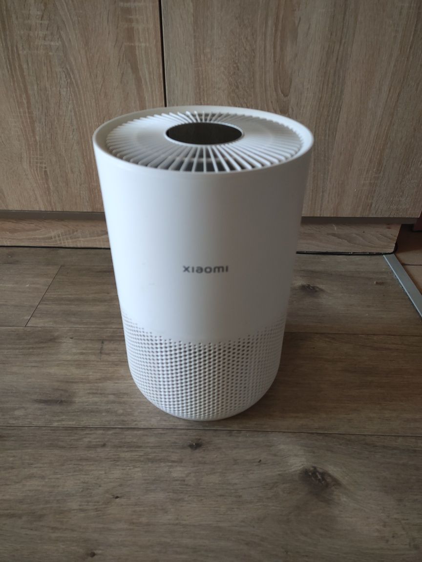 Air Purifier 4 compact