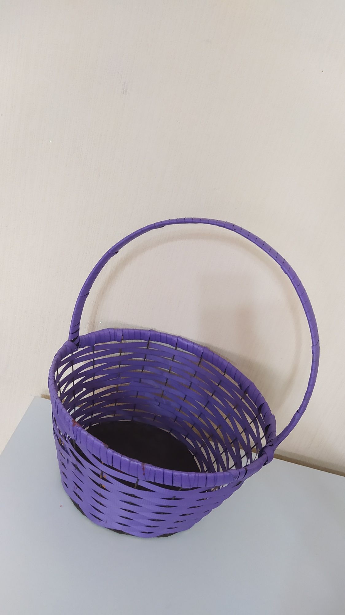 Корзины для фруктов и цветов.