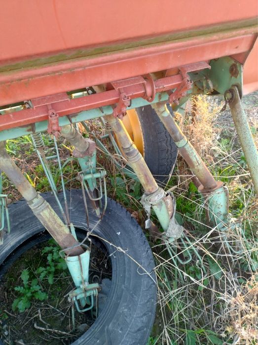 Vand semanatoare grau