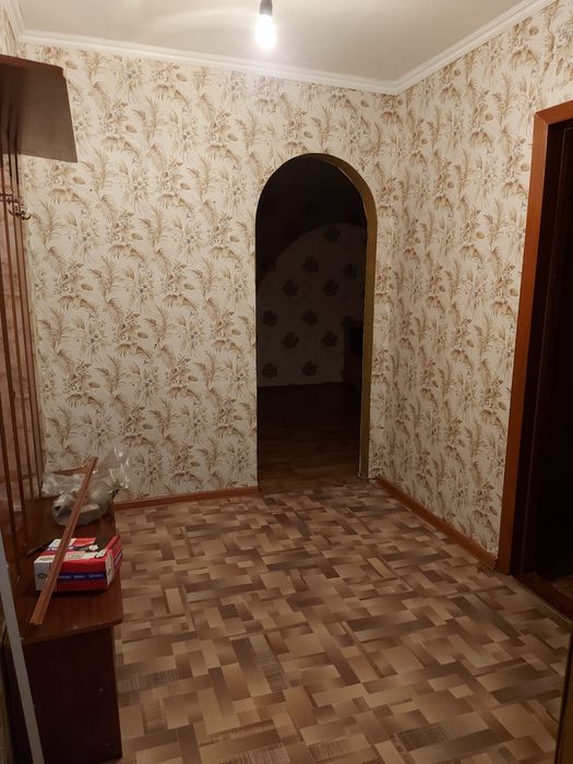 Продам 2-комн.квартиру на 19-мкр.