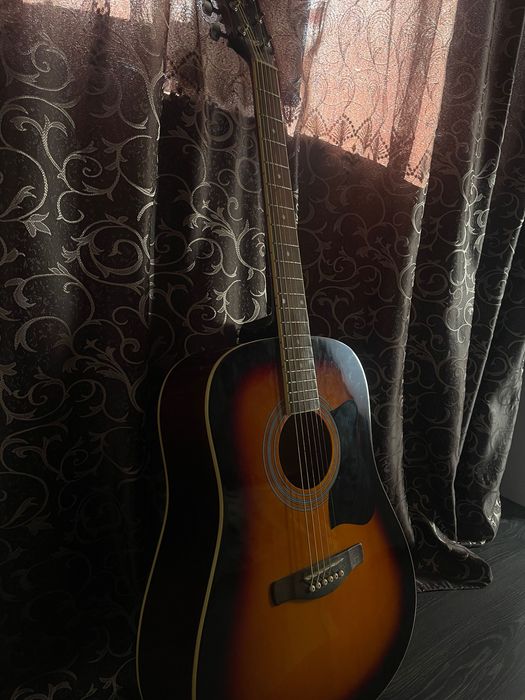 Chitara acustica Ibanez