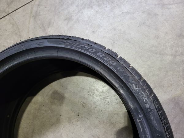 275/30/20 PIRELLI 2бр RunFlat